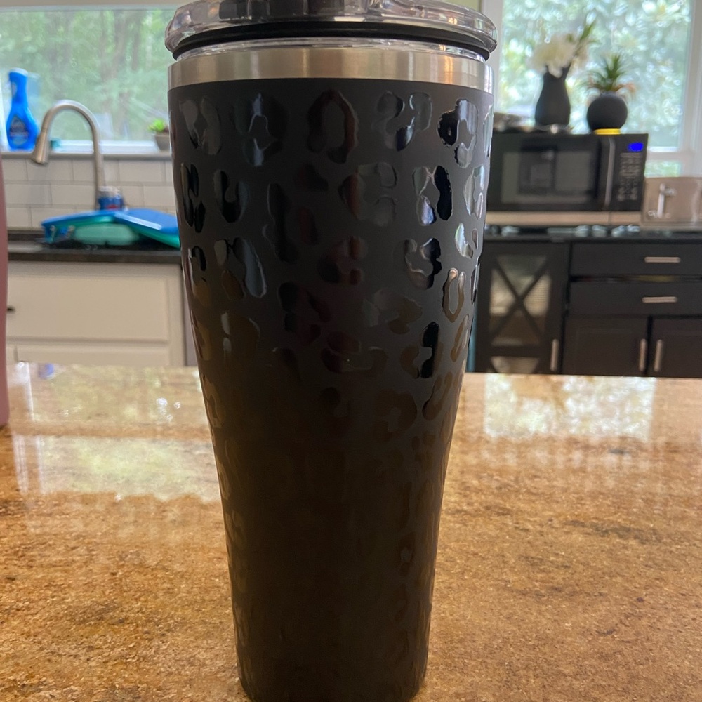 Black Leopard Print Tumbler